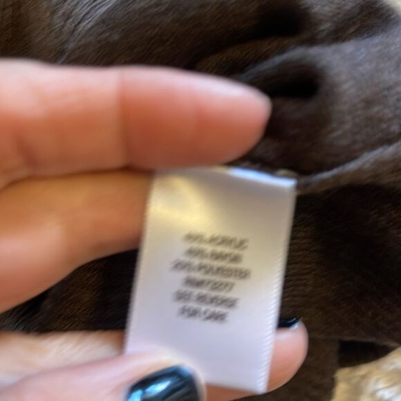 NEW Apt 9 sweater medium - Picture 10 of 11